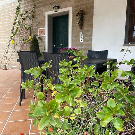 Favoloso Appartamento In Villa Monterosi エクステリア 写真