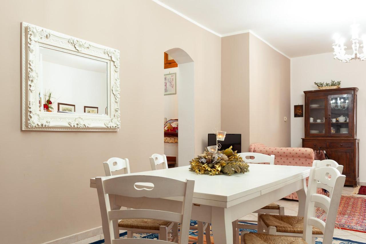 Favoloso Appartamento In Villa Monterosi エクステリア 写真