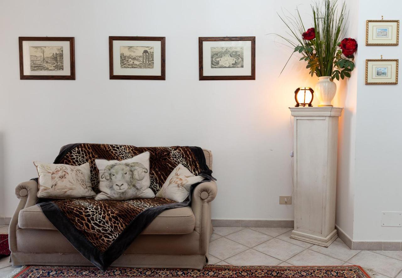 Favoloso Appartamento In Villa Monterosi エクステリア 写真